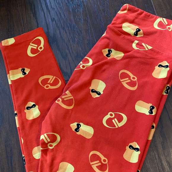 LuLaRoe Pants - Women’s One Size LuLaRoe Disney Leggings
